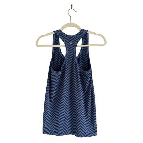 Lululemon Run Swiftly Tech Racerback Heathered Harbor Blue Sz 6 Chevron tank top - Picture 3 of 10